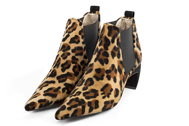 Safari black women's ankle boots with buckles. Pointed toe. Medium comma heels. Front view - Florence KOOIJMAN